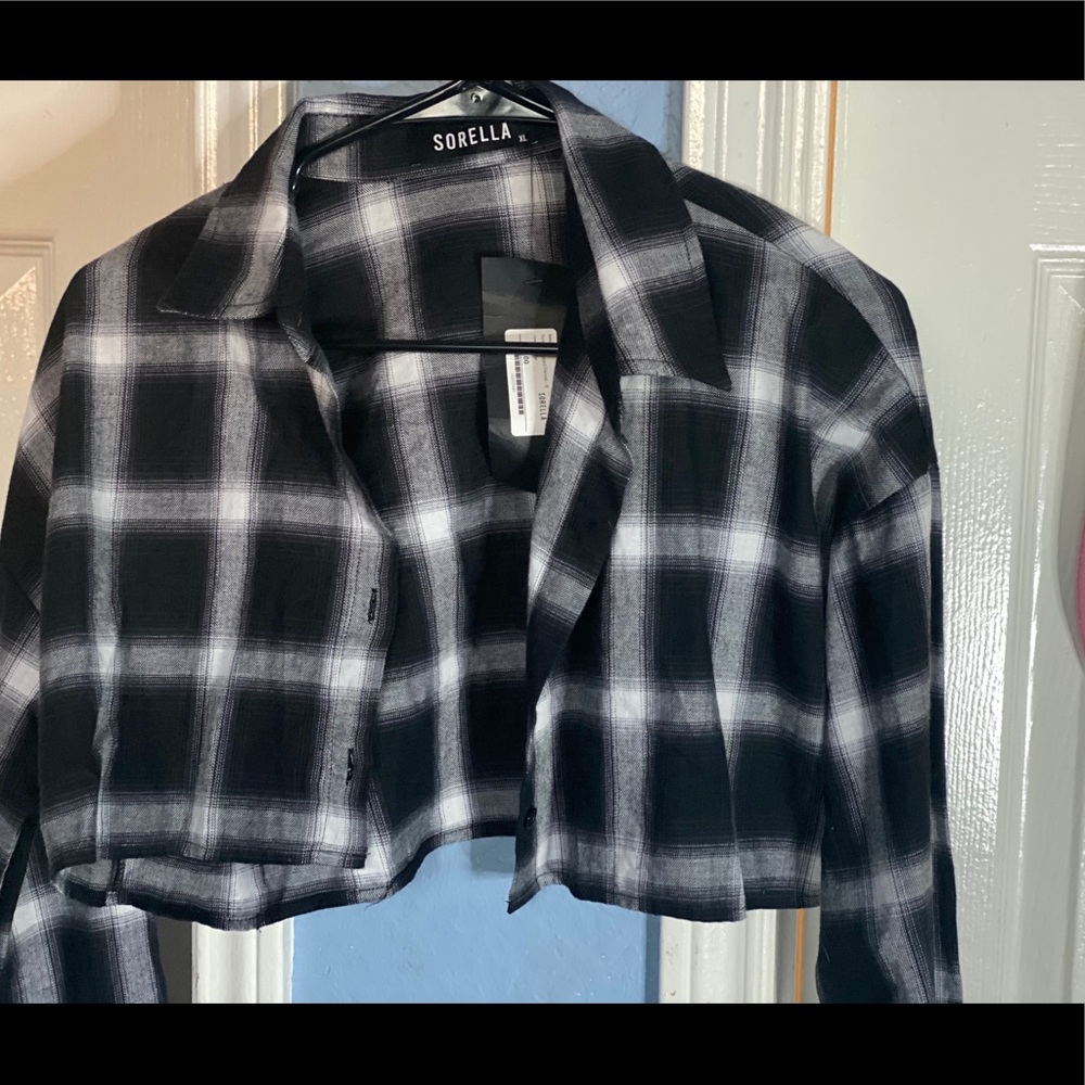 Sorella Boutique crop top